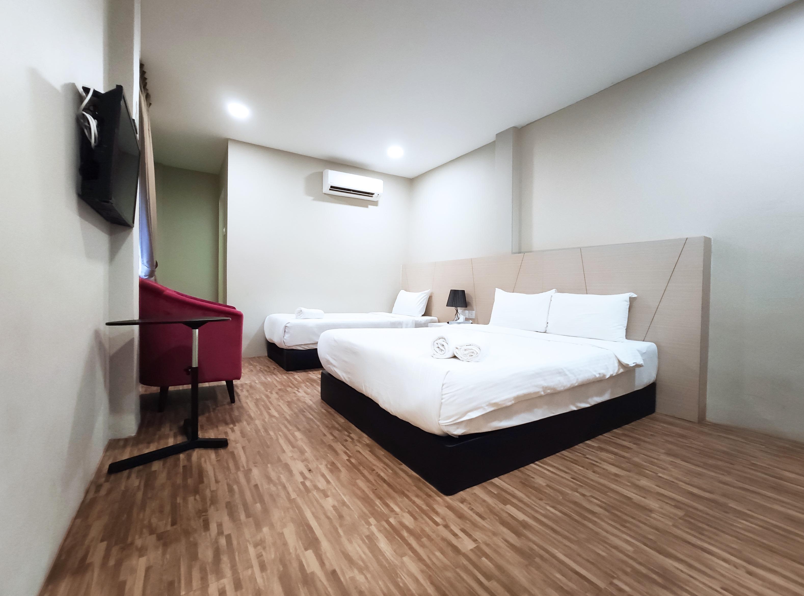 Princess Hotel Pontian Pontian Kecil Exterior photo