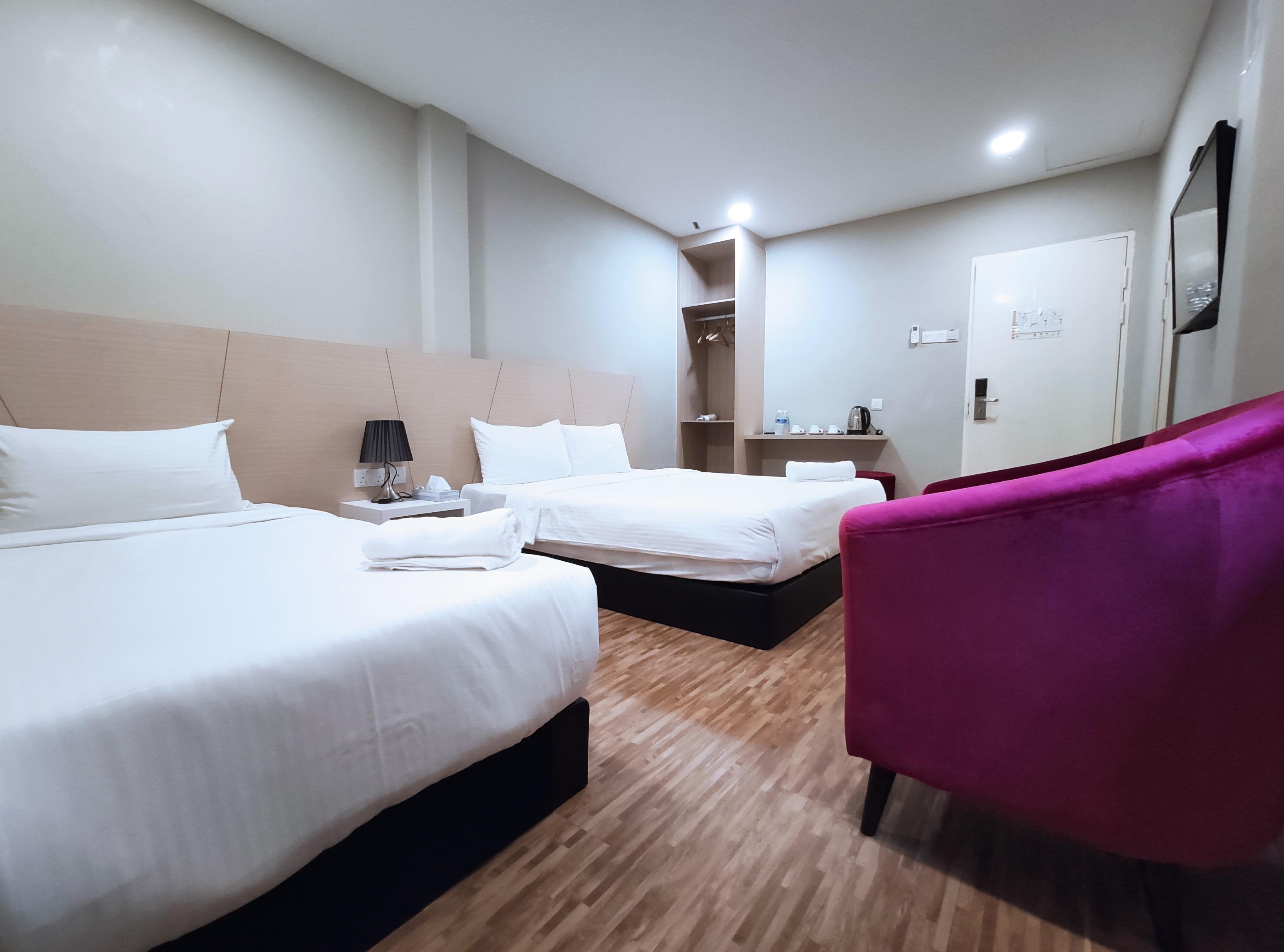 Princess Hotel Pontian Pontian Kecil Exterior photo
