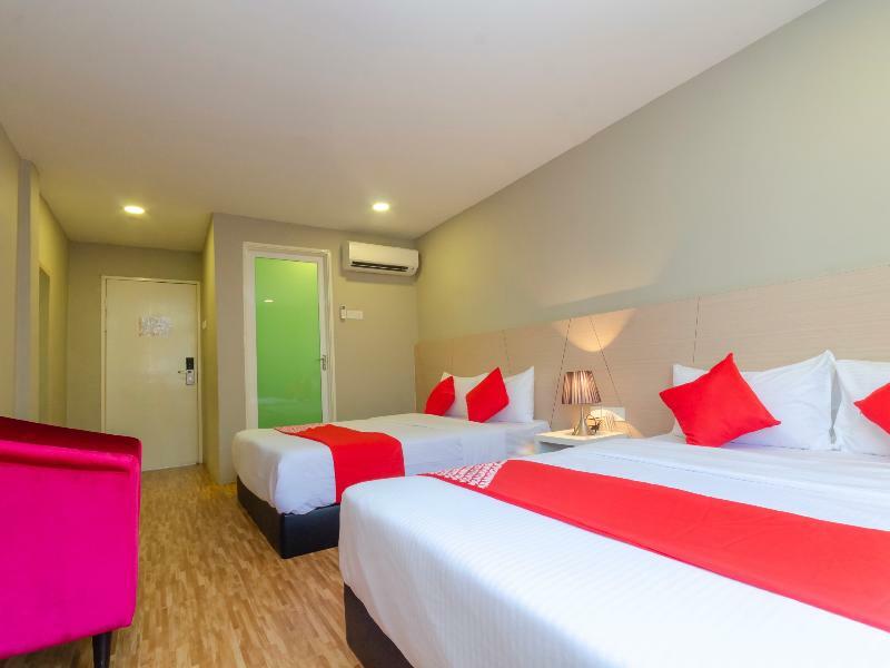 Princess Hotel Pontian Pontian Kecil Exterior photo