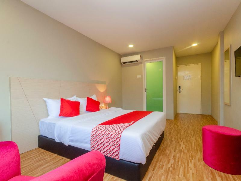 Princess Hotel Pontian Pontian Kecil Exterior photo