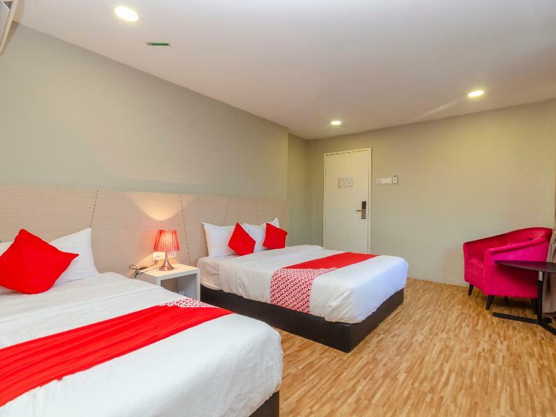 Princess Hotel Pontian Pontian Kecil Exterior photo
